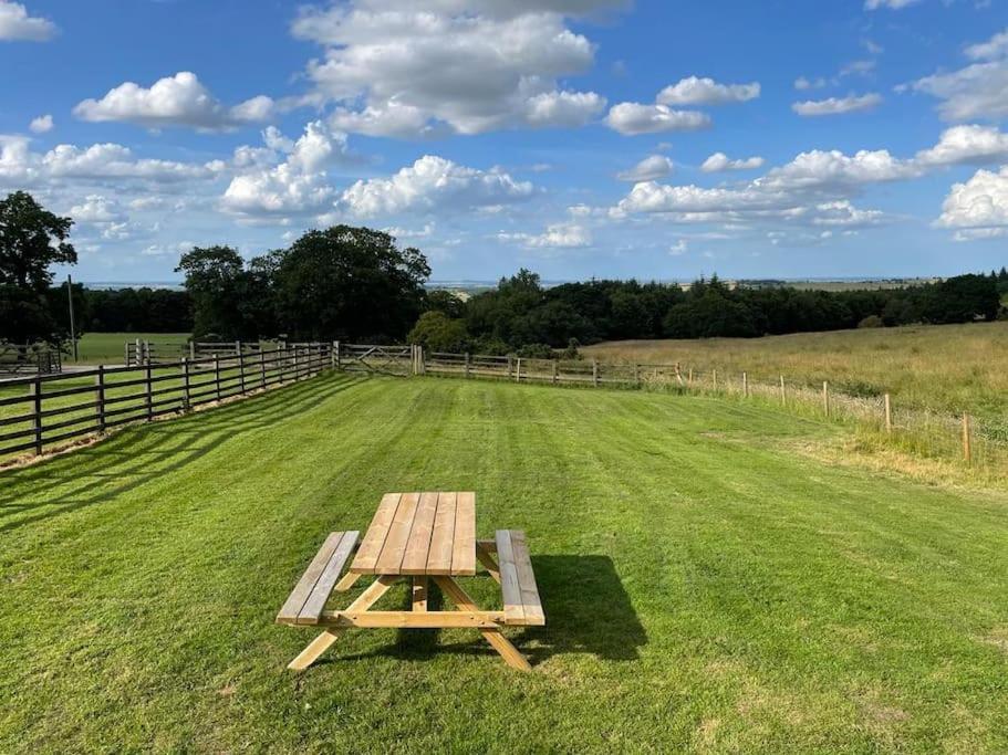 High Whashton Springs Glamping Pod, Richmond Yorks公寓 外观 照片